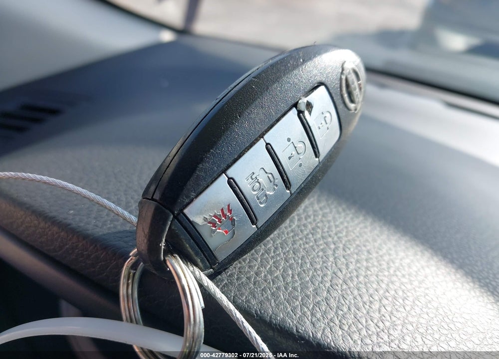 2015 NISSAN SENTRA VIN: 3N1AB7AP0FL660444