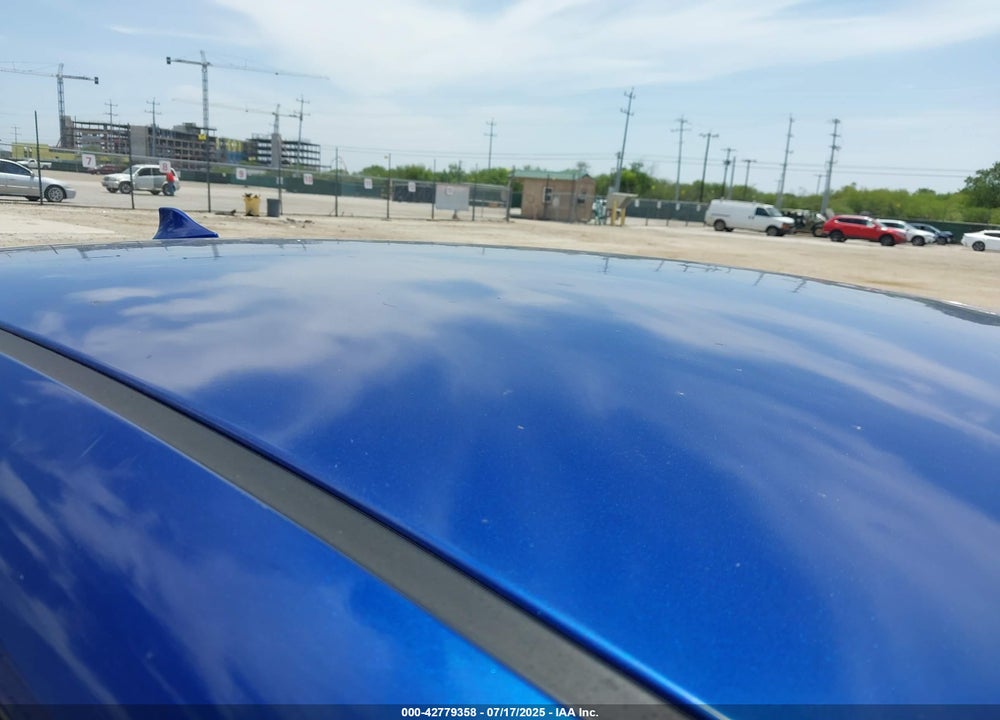 2017 KIA FORTE VIN: 3KPFK4A72HE042017