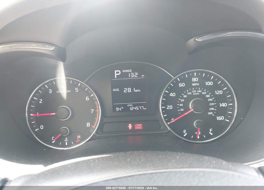 2017 KIA FORTE VIN: 3KPFK4A72HE042017