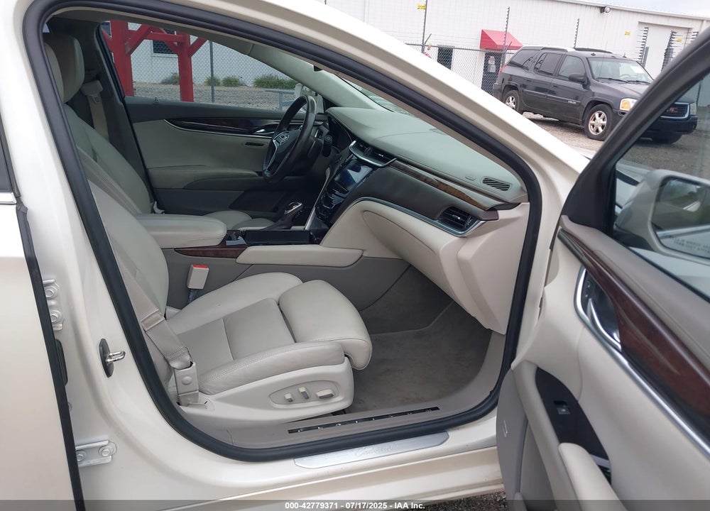 2013 CADILLAC XTS VIN: 2G61V5S3XD9217550