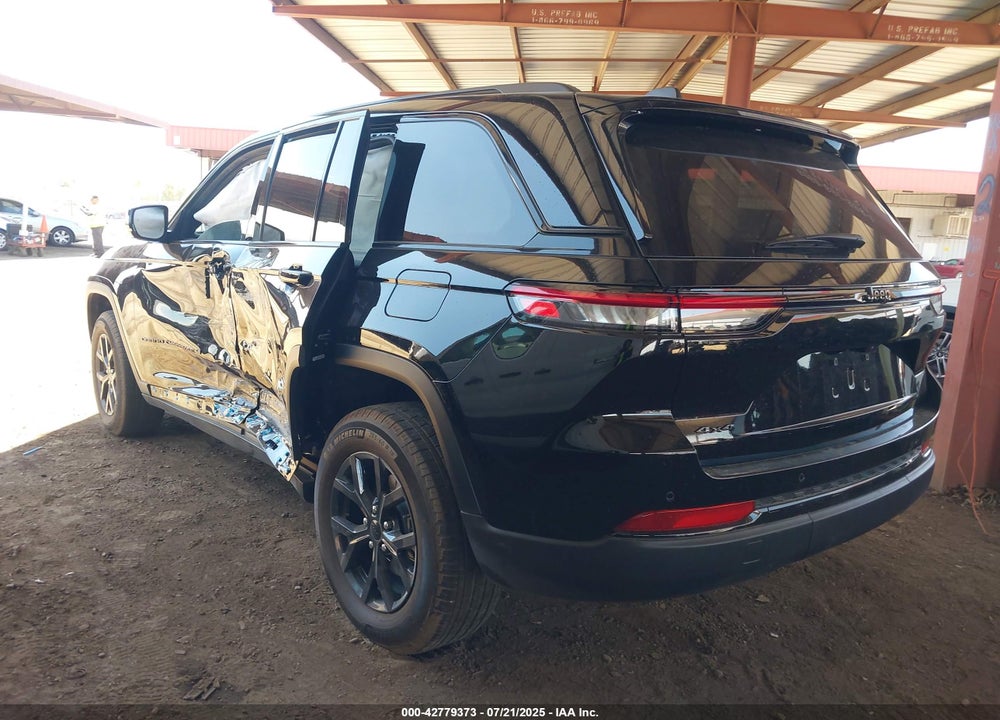 2025 JEEP GRAND CHEROKEE VIN: 1C4RJHAG7SC300151