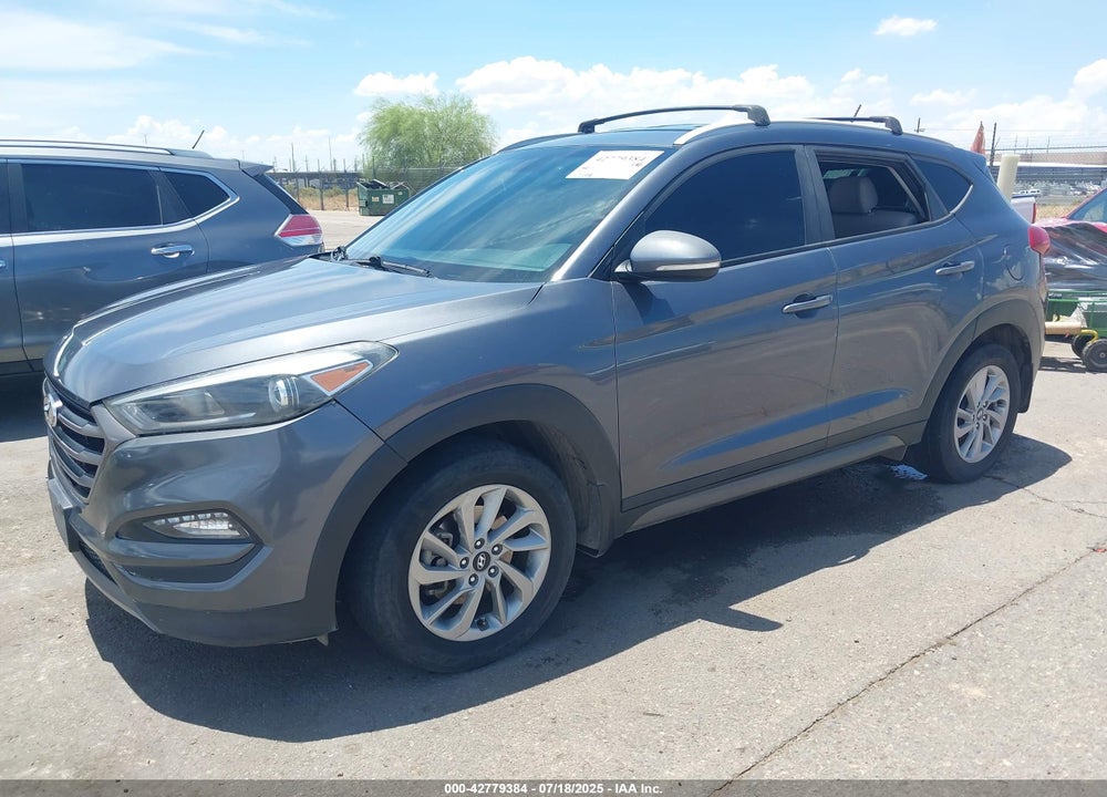 2016 HYUNDAI TUCSON VIN: KM8J33A25GU201629