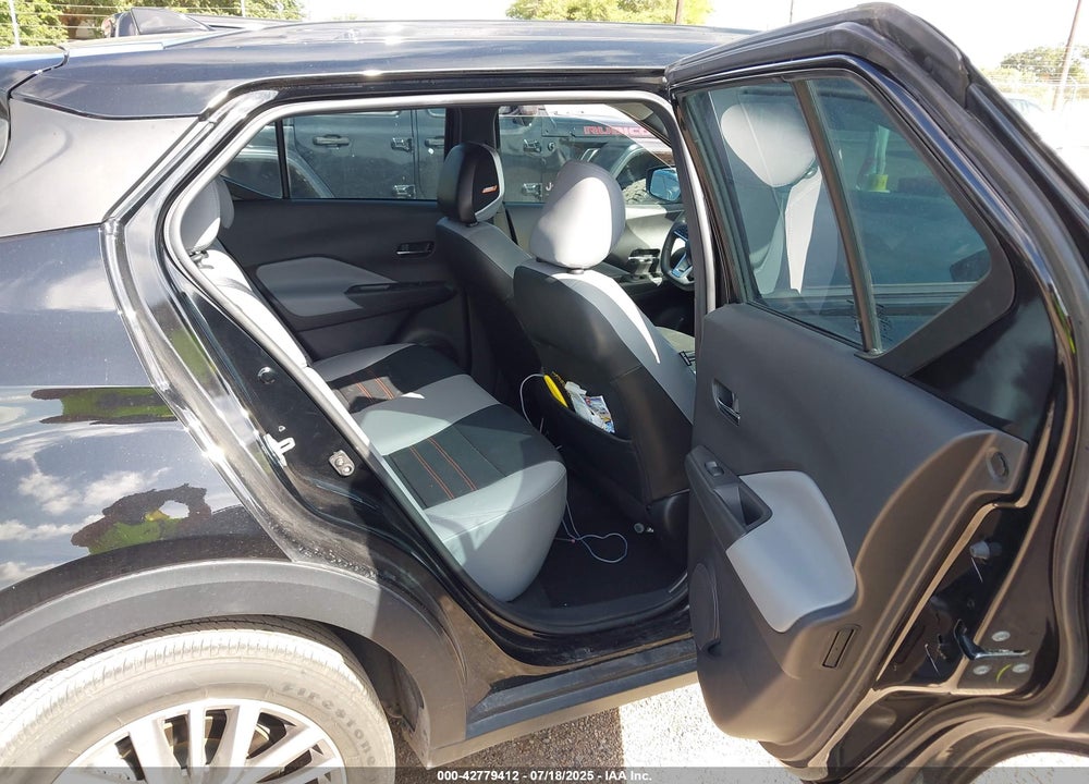 2023 NISSAN KICKS VIN: 3N1CP5DV0PL549404