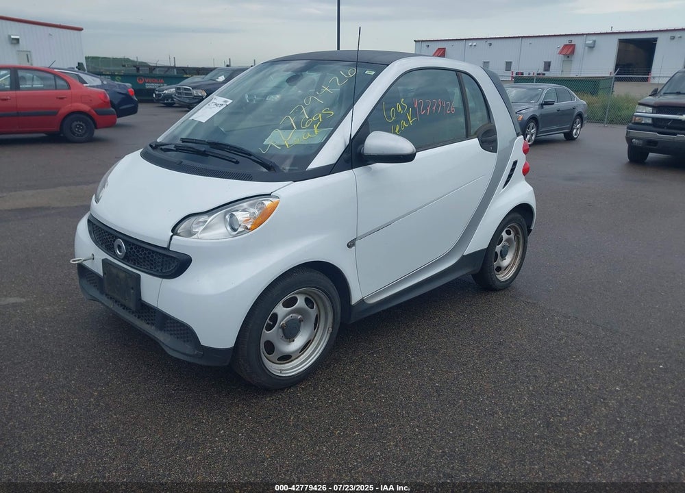 2013 SMART FORTWO VIN: WMEEJ3BA8DK702895