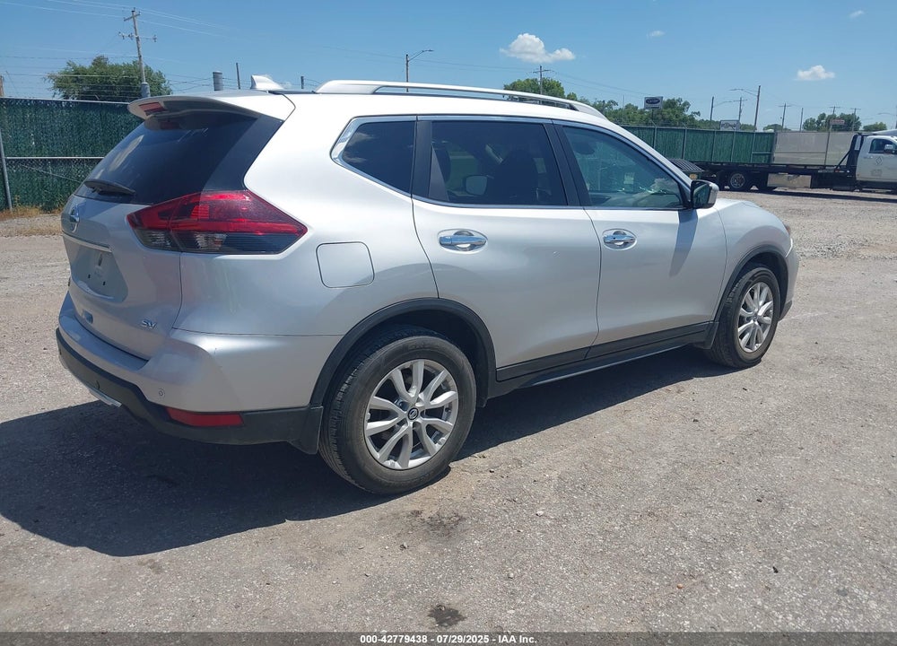 2019 NISSAN ROGUE SV VIN: 5N1AT2MT5KC737140