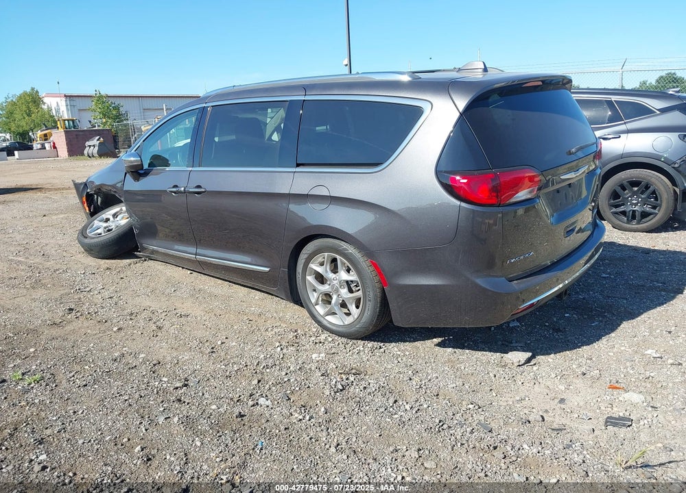 2019 CHRYSLER PACIFICA LIMITED VIN: 2C4RC1GG8KR668225
