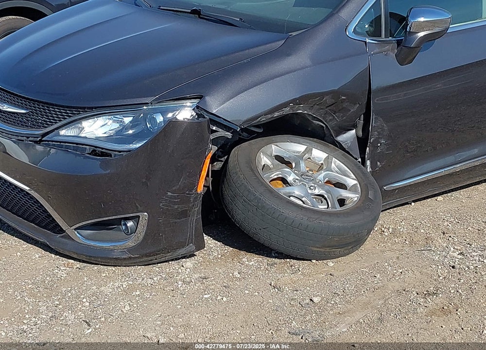 2019 CHRYSLER PACIFICA LIMITED VIN: 2C4RC1GG8KR668225