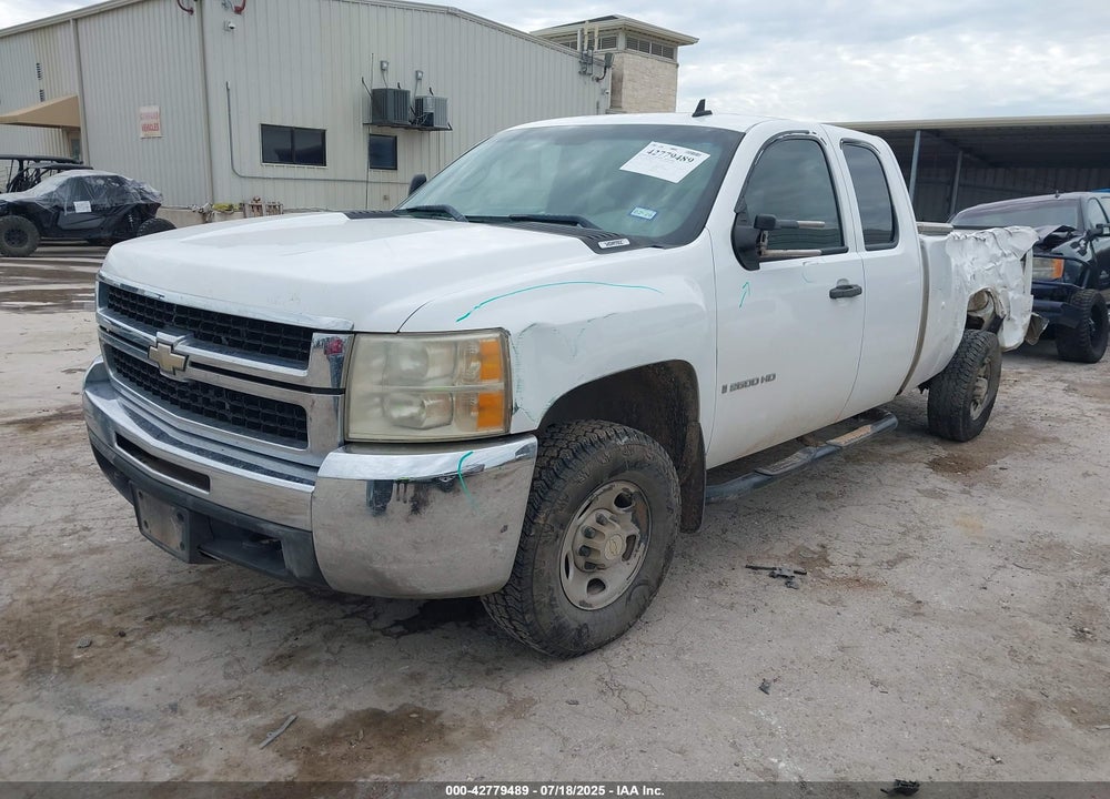 2008 CHEVROLET SILVERADO 2500HD WORK TRUCK VIN: 1GCHC29K98E116659