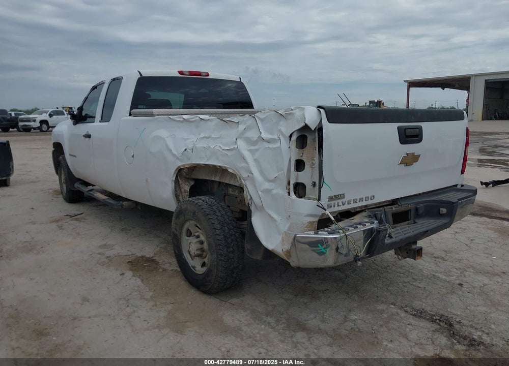 2008 CHEVROLET SILVERADO 2500HD WORK TRUCK VIN: 1GCHC29K98E116659