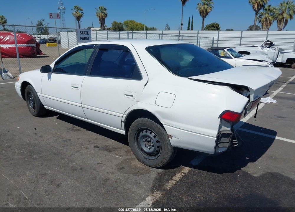 1999 TOYOTA CAMRY LE VIN: JT2BG22K7X0278072