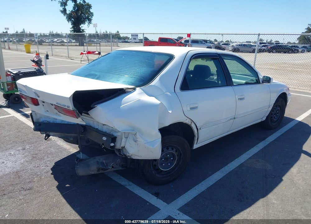 1999 TOYOTA CAMRY LE VIN: JT2BG22K7X0278072
