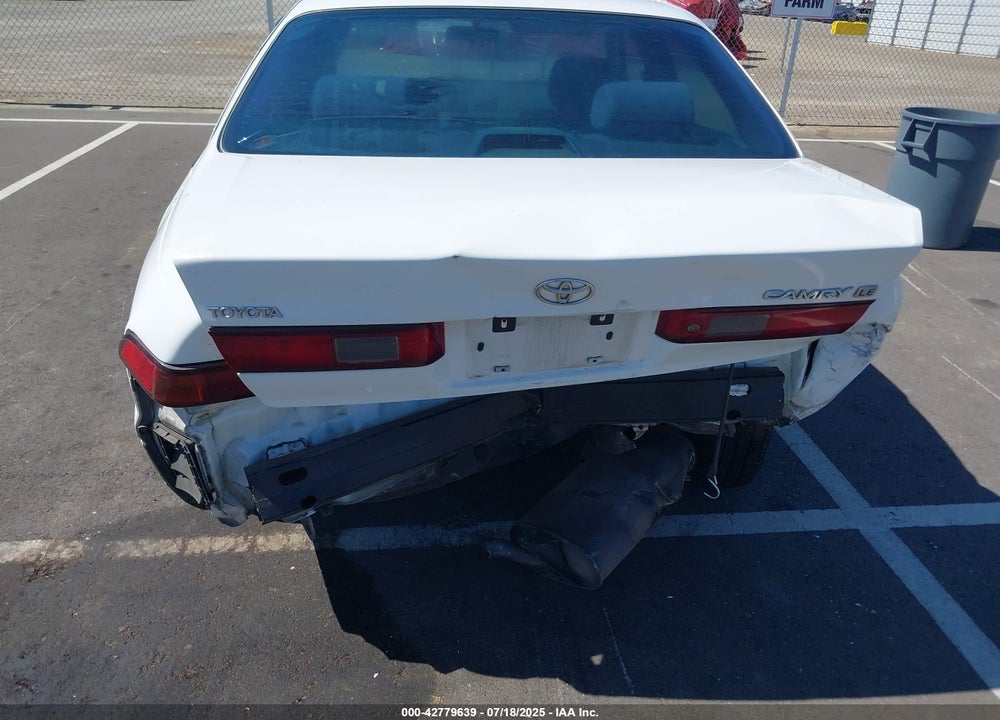 1999 TOYOTA CAMRY LE VIN: JT2BG22K7X0278072