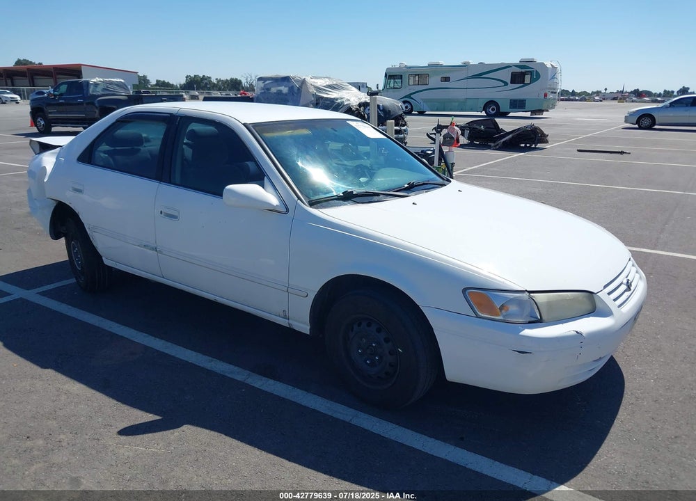 1999 TOYOTA CAMRY LE VIN: JT2BG22K7X0278072