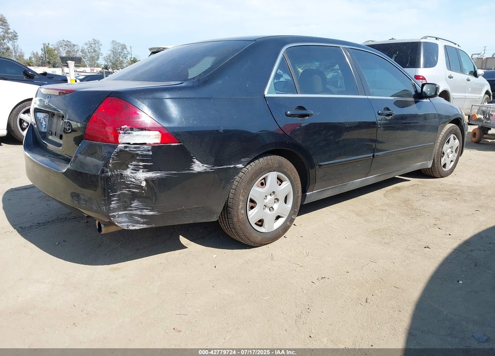 2007 HONDA ACCORD VIN: 1HGCM56417A058214
