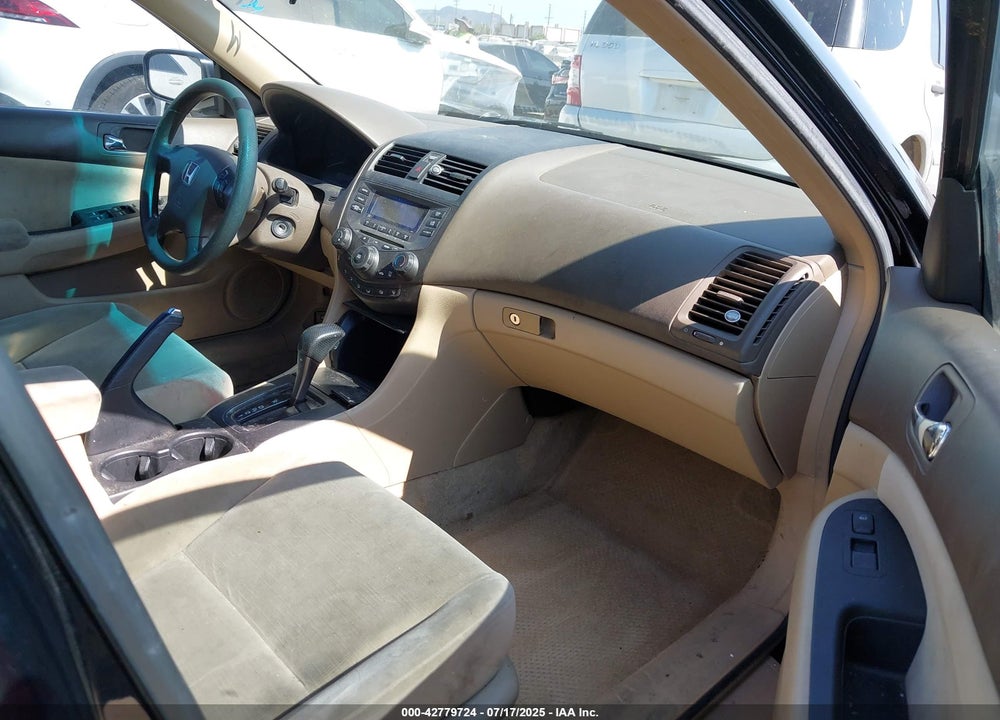 2007 HONDA ACCORD VIN: 1HGCM56417A058214