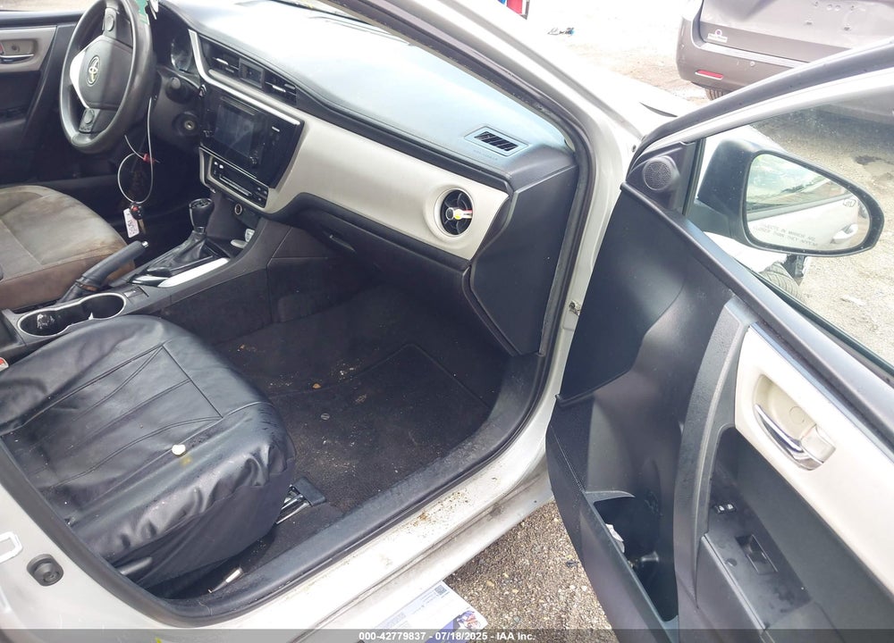 2017 TOYOTA COROLLA VIN: 5YFBURHE3HP733436