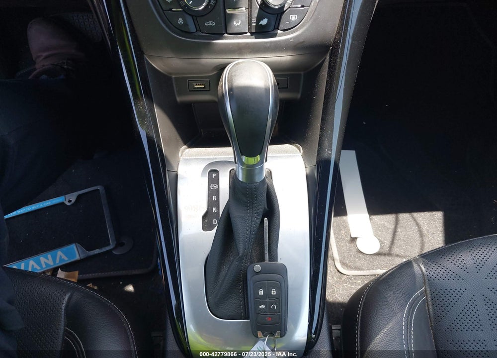 2016 BUICK CASCADA VIN: W04WT3N50GG141721