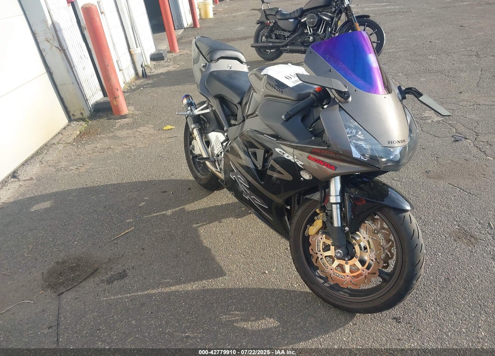2003 HONDA CBR900 RR VIN: JH2SC50033M104290