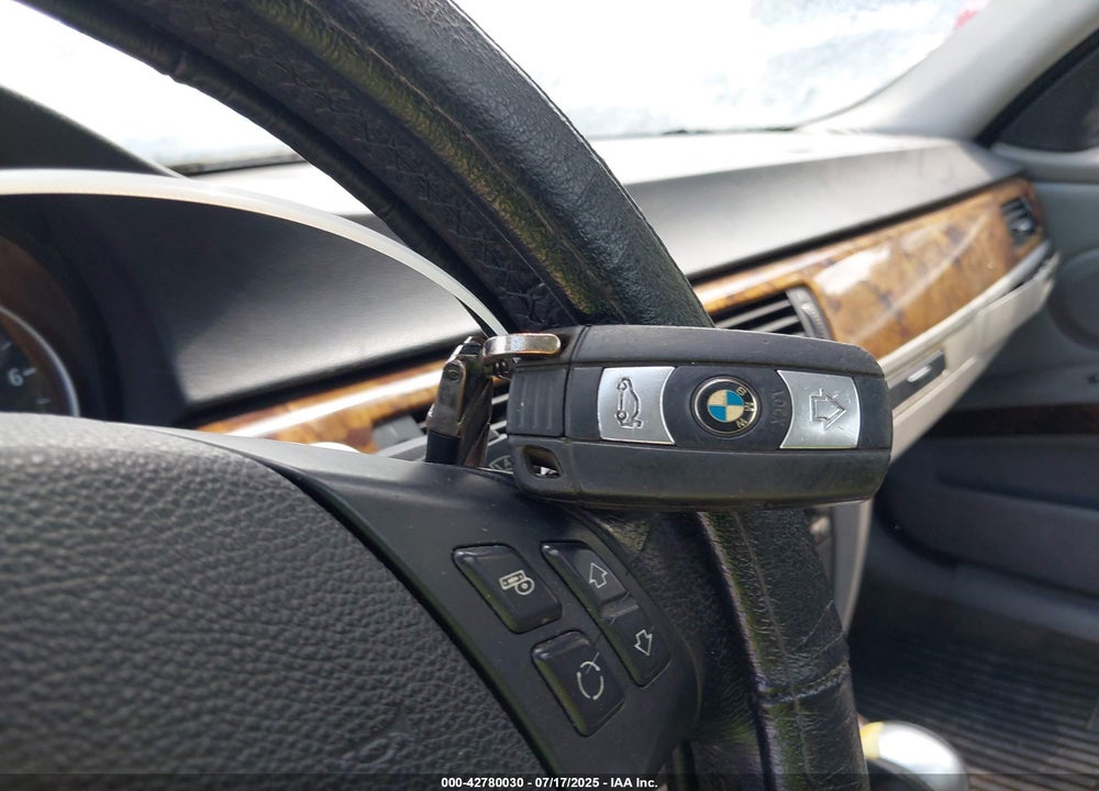 2006 BMW 325XIT VIN: WBAVT135X6KW22139