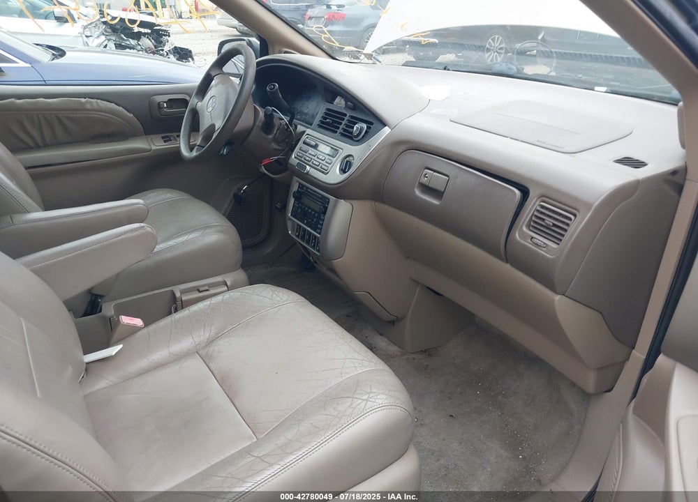 2002 TOYOTA SIENNA VIN: 4T3ZF13C42U499868