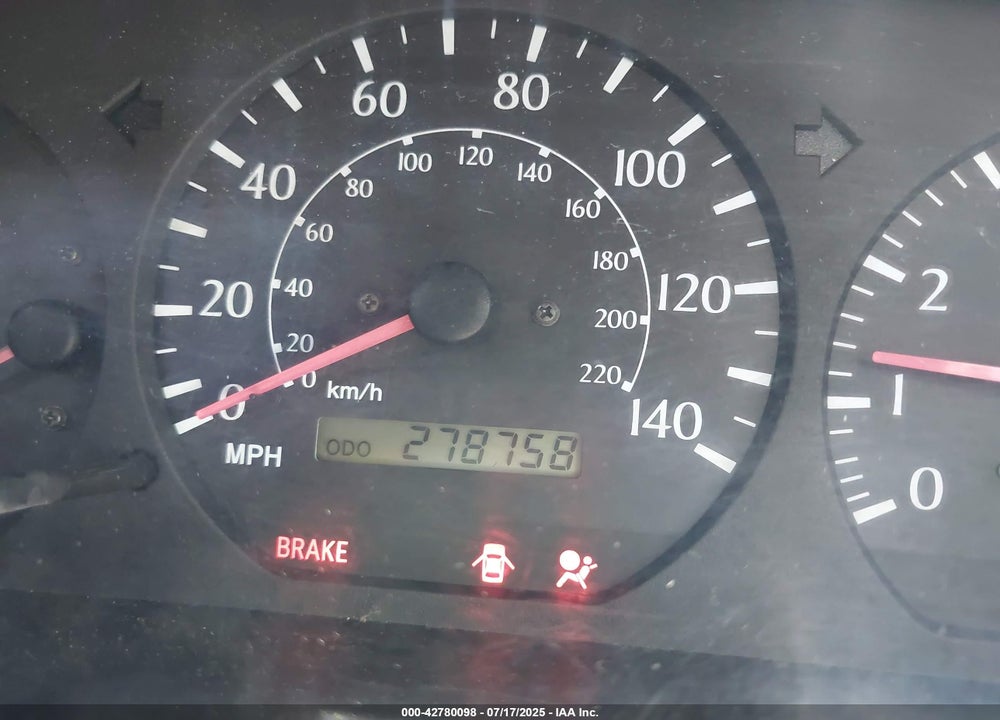 2001 TOYOTA CAMRY SOLARA SLE V6 VIN: 2T1CF28PX1C471430