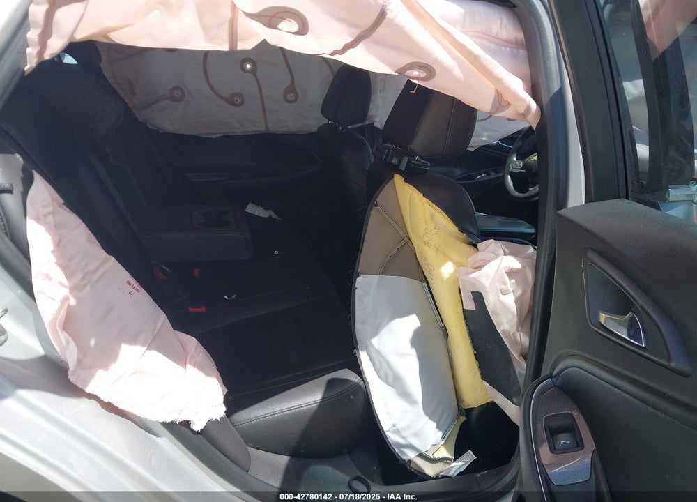 2017 CHEVROLET MALIBU VIN: 1G1ZE5ST8HF226320