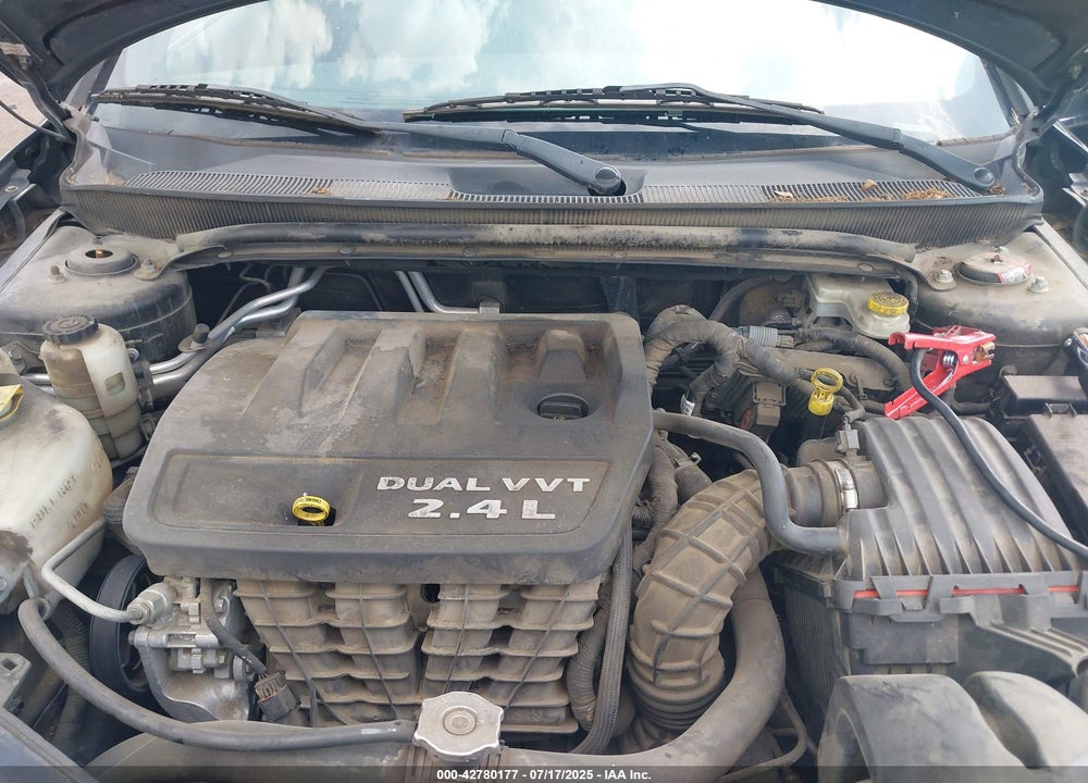 2012 CHRYSLER 200 VIN: 1C3CCBABXCN157983