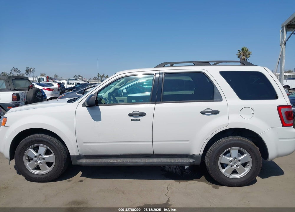 2011 FORD ESCAPE VIN: 1FMCU0D75BKC04921