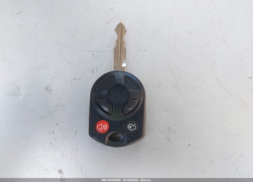 2011 FORD ESCAPE VIN: 1FMCU0D75BKC04921
