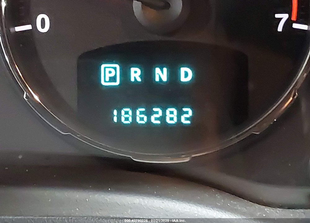 2012 JEEP LIBERTY VIN: 1C4PJMAK0CW135998