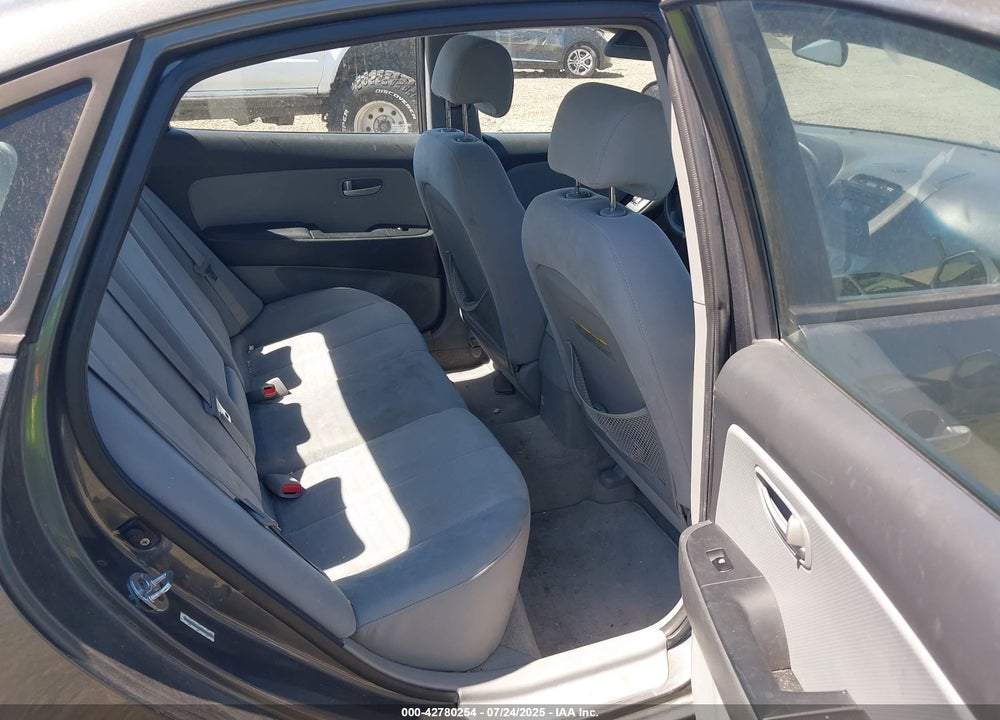 2008 HYUNDAI ELANTRA VIN: KMHDU46D18U297545