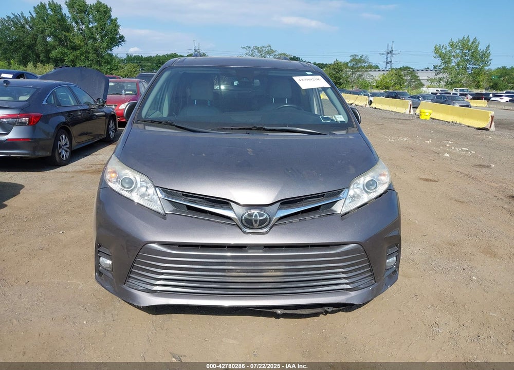 2018 TOYOTA SIENNA VIN: 5TDYZ3DC4JS940637