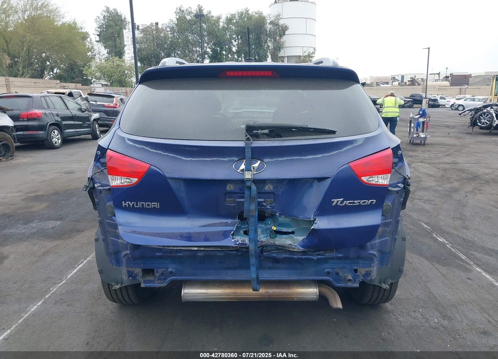 2013 HYUNDAI TUCSON VIN: KM8JU3AC1DU567928
