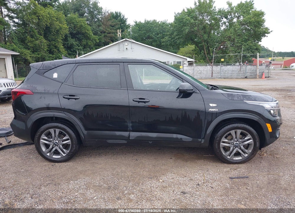 2023 KIA SELTOS LX VIN: KNDEPCAA3P7412604