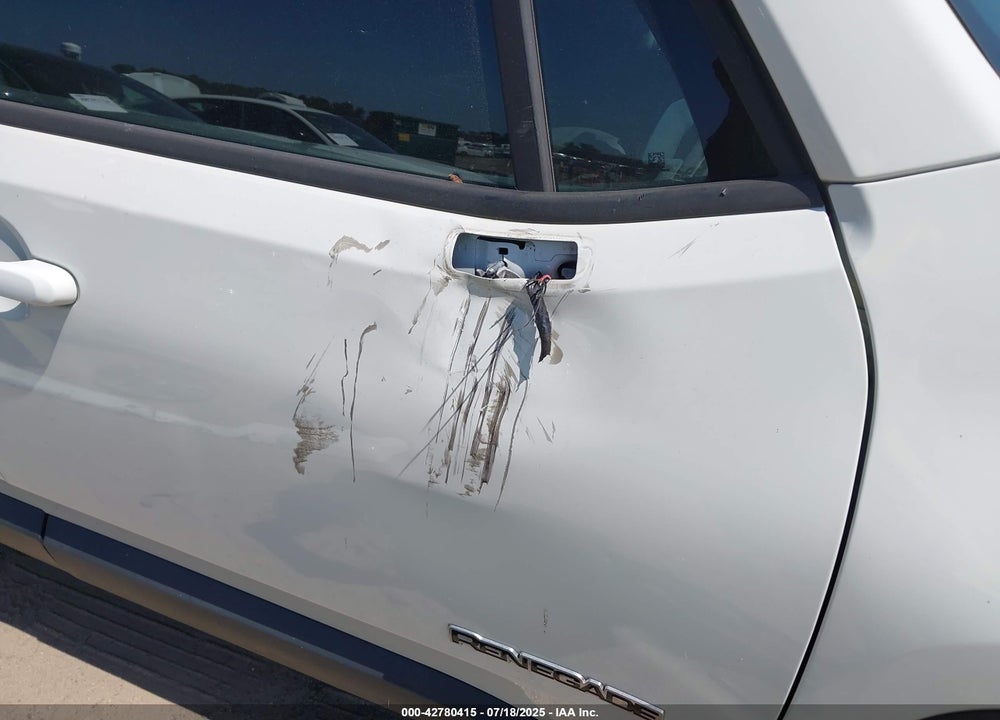 2015 JEEP RENEGADE VIN: ZACCJABT6FPB85245