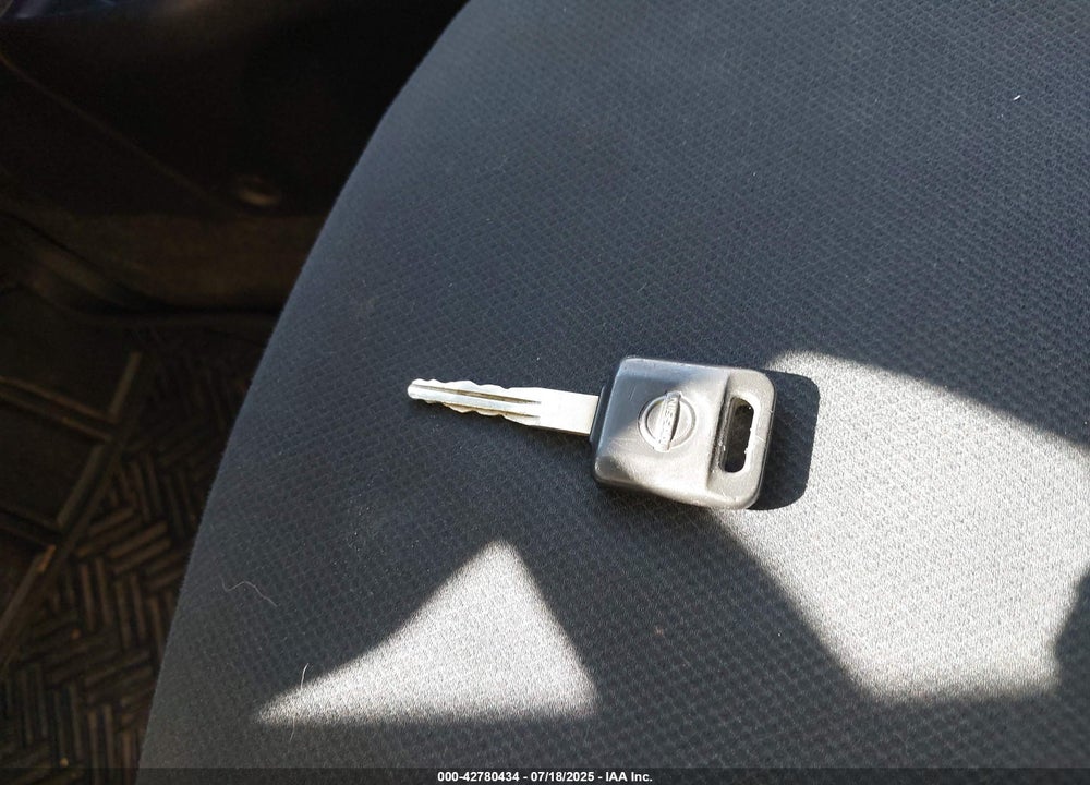 2015 NISSAN VERSA VIN: 3N1CE2CP4FL423990