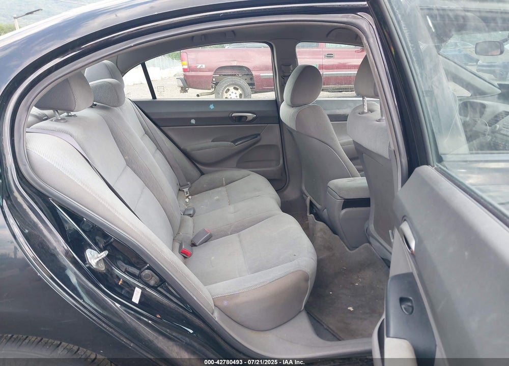 2011 HONDA CIVIC VIN: 2HGFA1F58BH308534