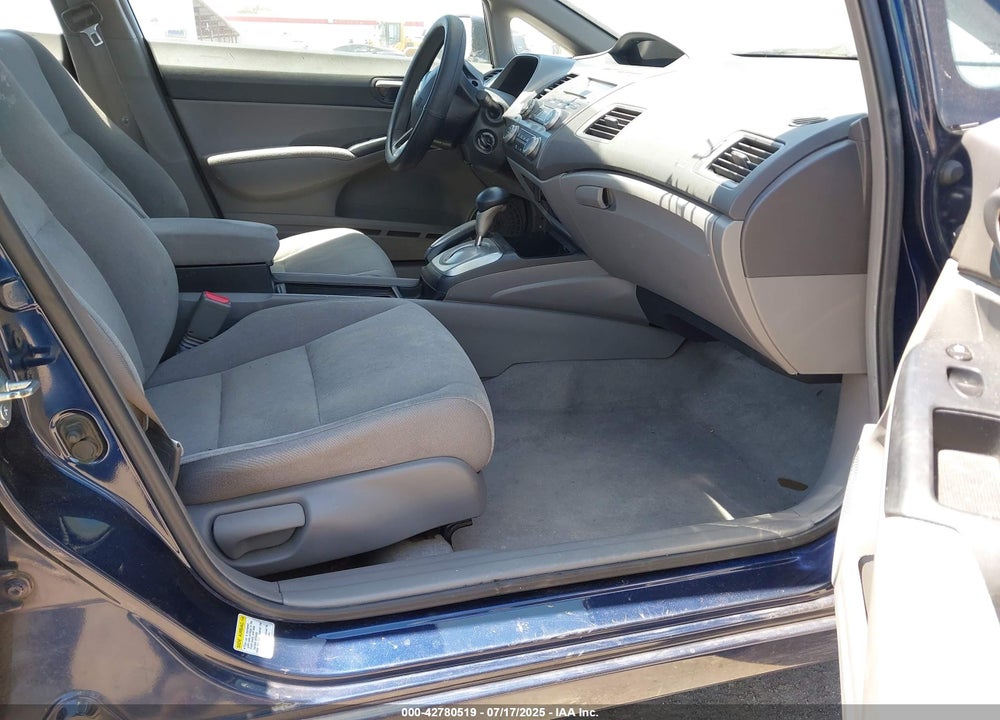 2006 HONDA CIVIC VIN: 2HGFA16526H522330