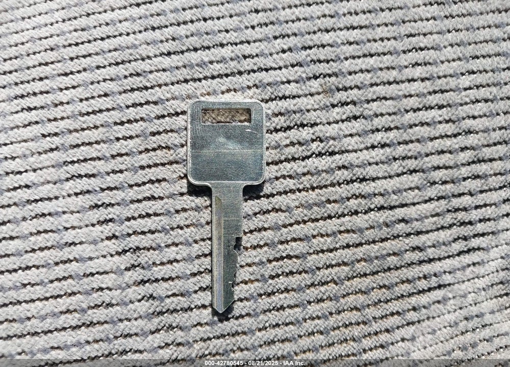 1994 CHEVROLET GMT-400 C1500 VIN: 1GCDC14H4RZ101095