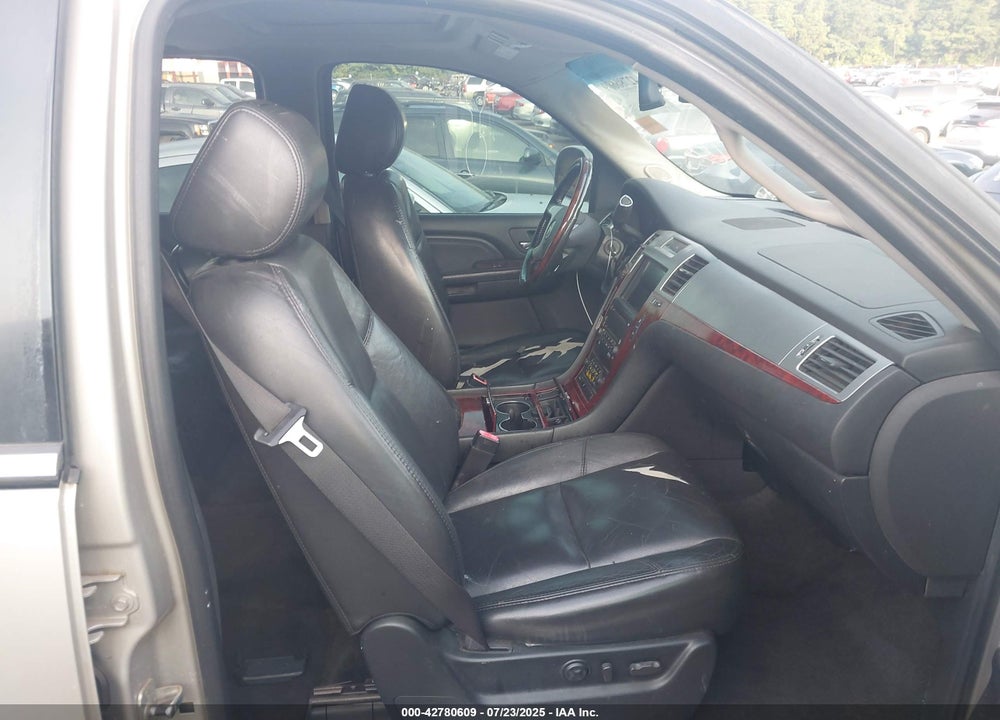 2007 CADILLAC ESCALADE STANDARD VIN: 1GYFK63897R333886
