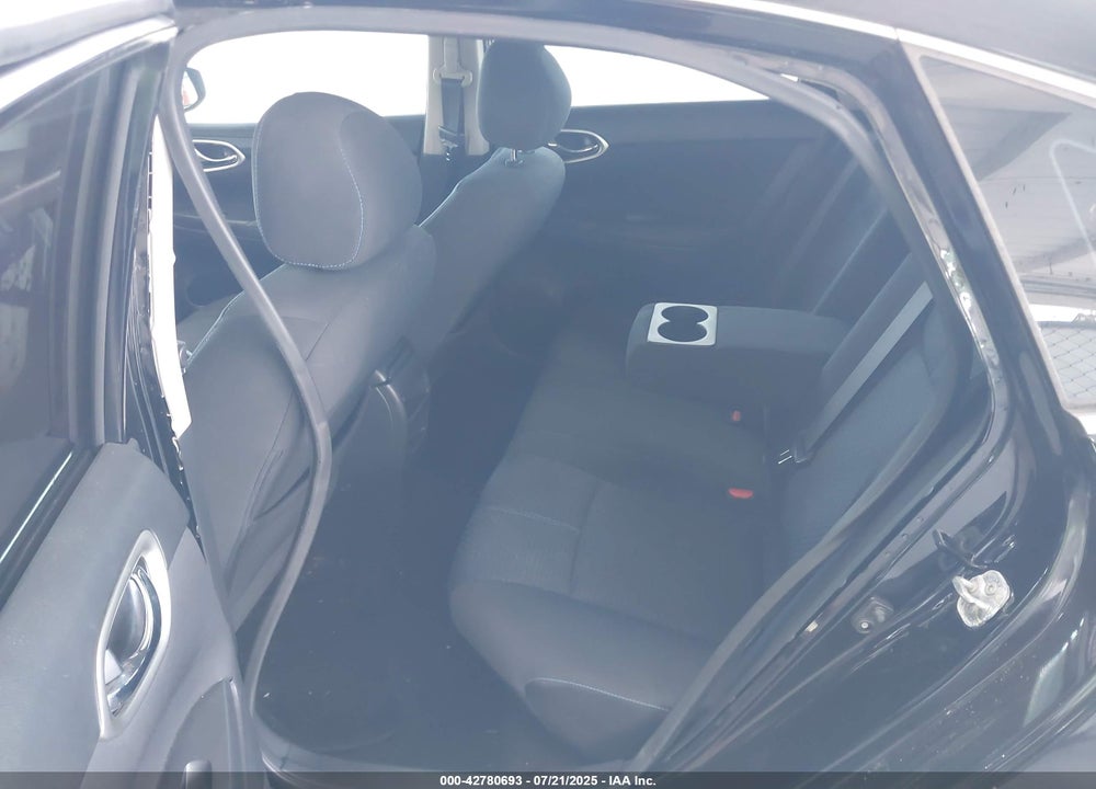 2017 NISSAN SENTRA VIN: 3N1AB7AP1HY233697