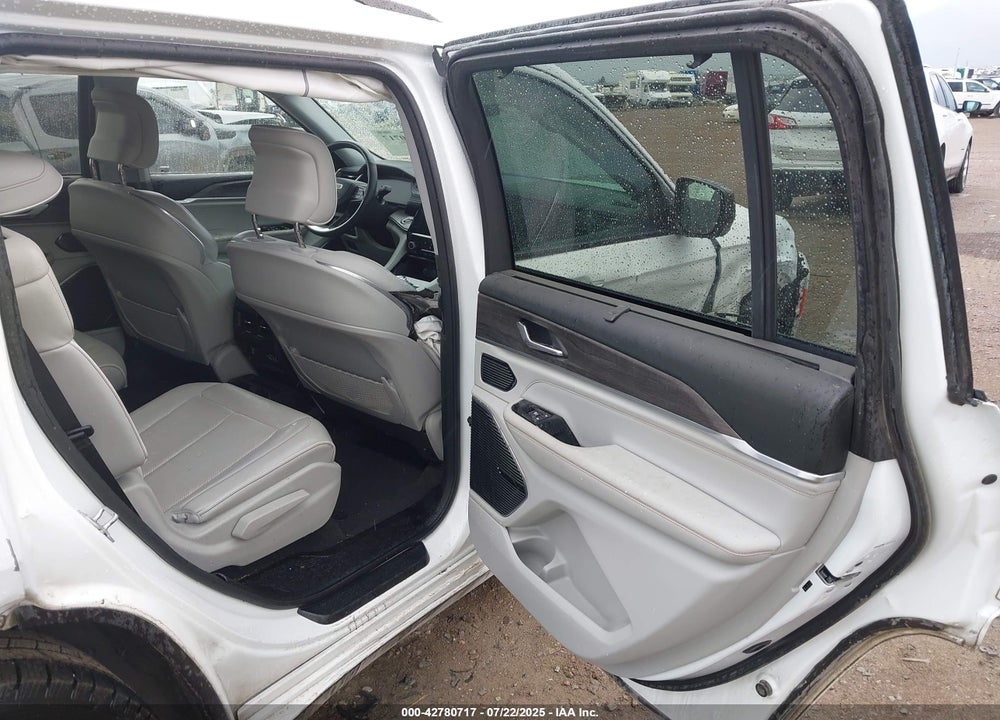 2021 JEEP GRAND CHEROKEE L VIN: 1C4RJKDG5M8138258