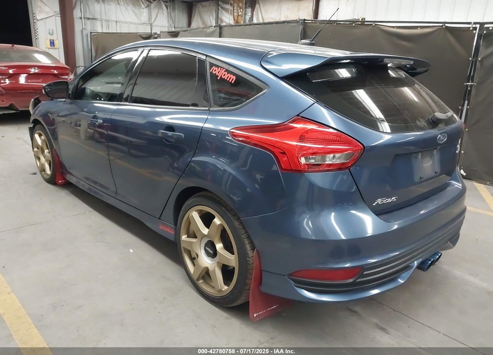 2018 FORD FOCUS ST VIN: 1FADP3L93JL244790