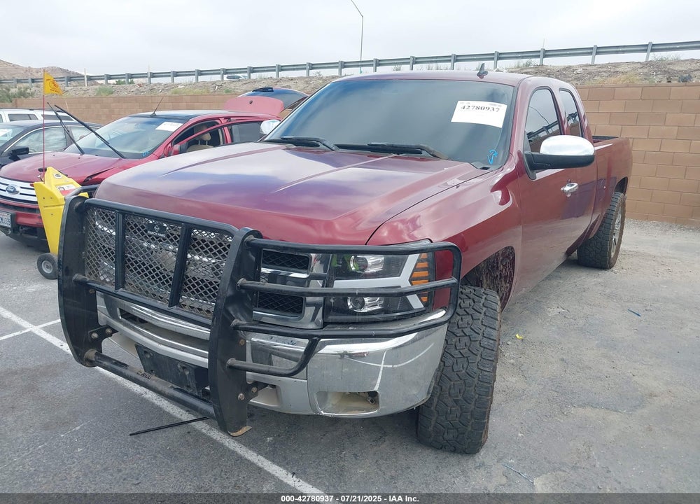 2013 CHEVROLET SILVERADO 1500 LT VIN: 1GCRCSE01DZ138280
