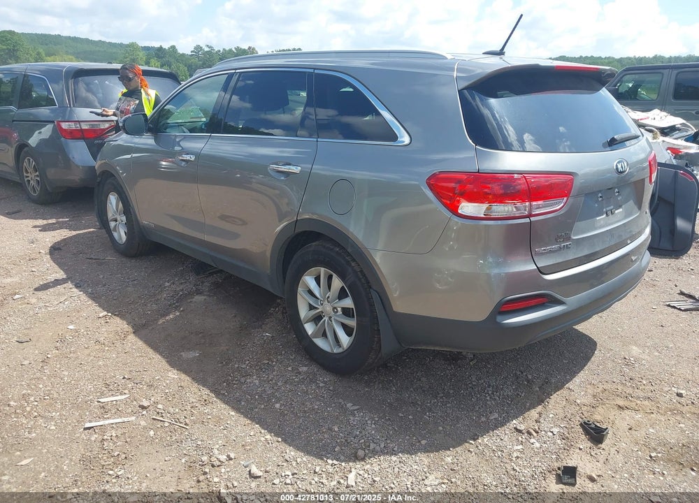 2017 KIA SORENTO VIN: 5XYPGDA58HG278758
