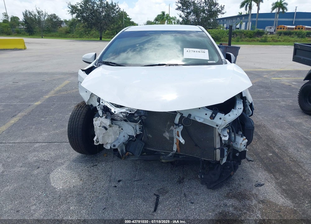 2015 TOYOTA COROLLA VIN: 2T1BURHE8FC381516