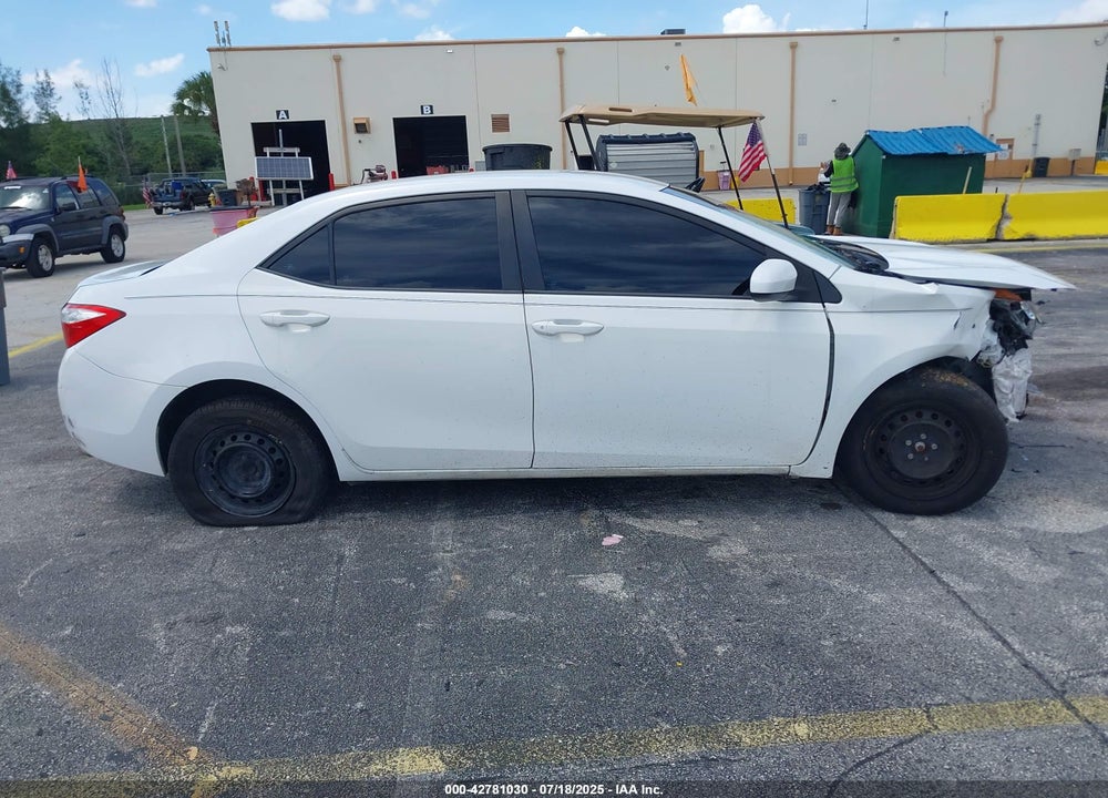 2015 TOYOTA COROLLA VIN: 2T1BURHE8FC381516