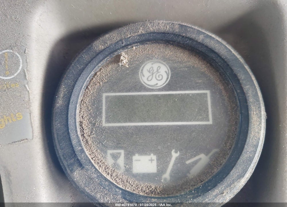 2001 GLOBAL ELECTRIC MOTORS 825 VIN: 5ASAG27441F013669