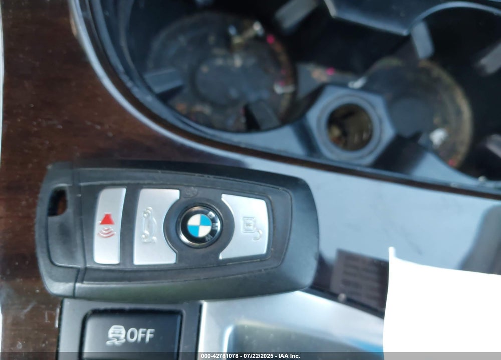 2016 BMW X3 VIN: 5UXWX9C50G0D66442