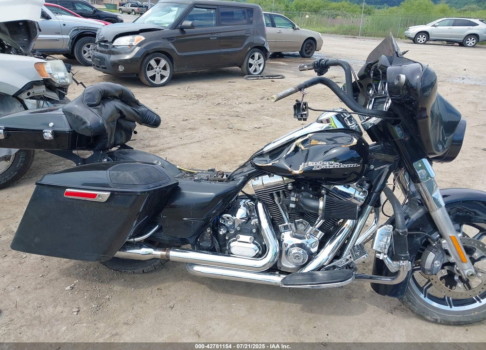 2012 HARLEY-DAVIDSON FLHX STREET GLIDE VIN: 1HD1KBM16CB659561